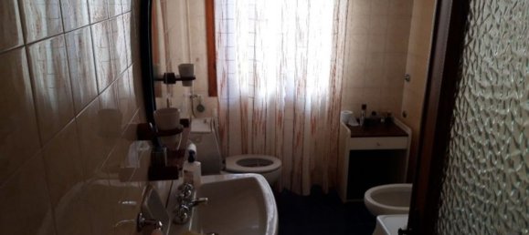 Apartamento de 4 habitaciónes en Montecatini Terme, Italy No. 132340 20
