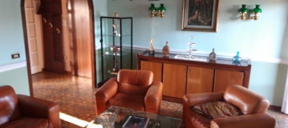 Apartamento de 4 habitaciónes en Montecatini Terme, Italy No. 132340 3