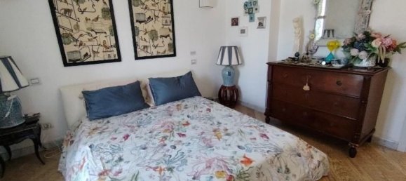 4 bedrooms House in Massa, Italy No. 364671 11