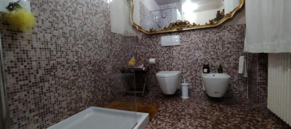 4 bedrooms House in Massa, Italy No. 364671 15