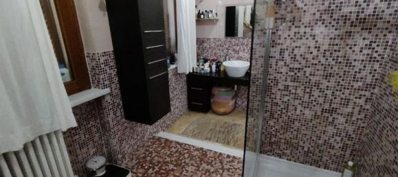 4 bedrooms House in Massa, Italy No. 364671 16