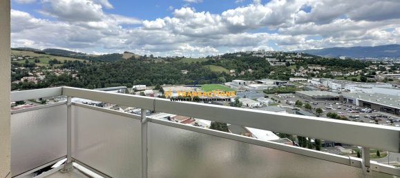 3 Schlafzimmer Wohnung in Saint-Priest-en-Jarez, France, Nr. 338289 5