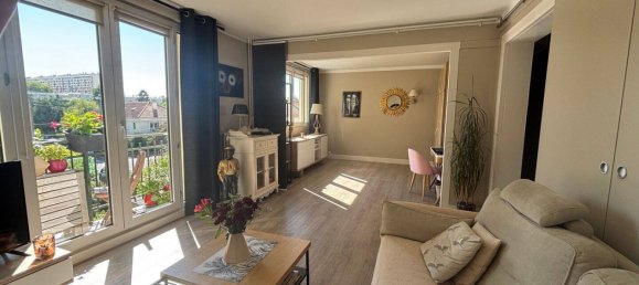 2 bedrooms Apartment in Bourg-la-Reine, France No. 331512 4