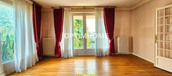 3 bedrooms House in La Souterraine, France No. 194245 5