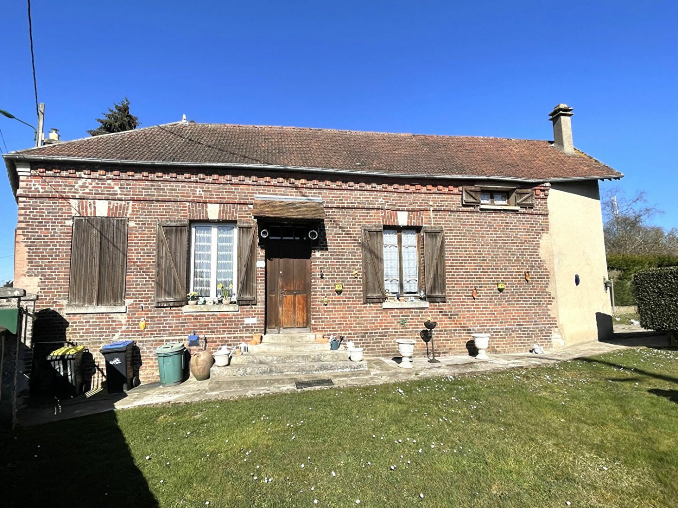 3 غرف نوم منزل في Sainte-Genevieve, France رقم 44144