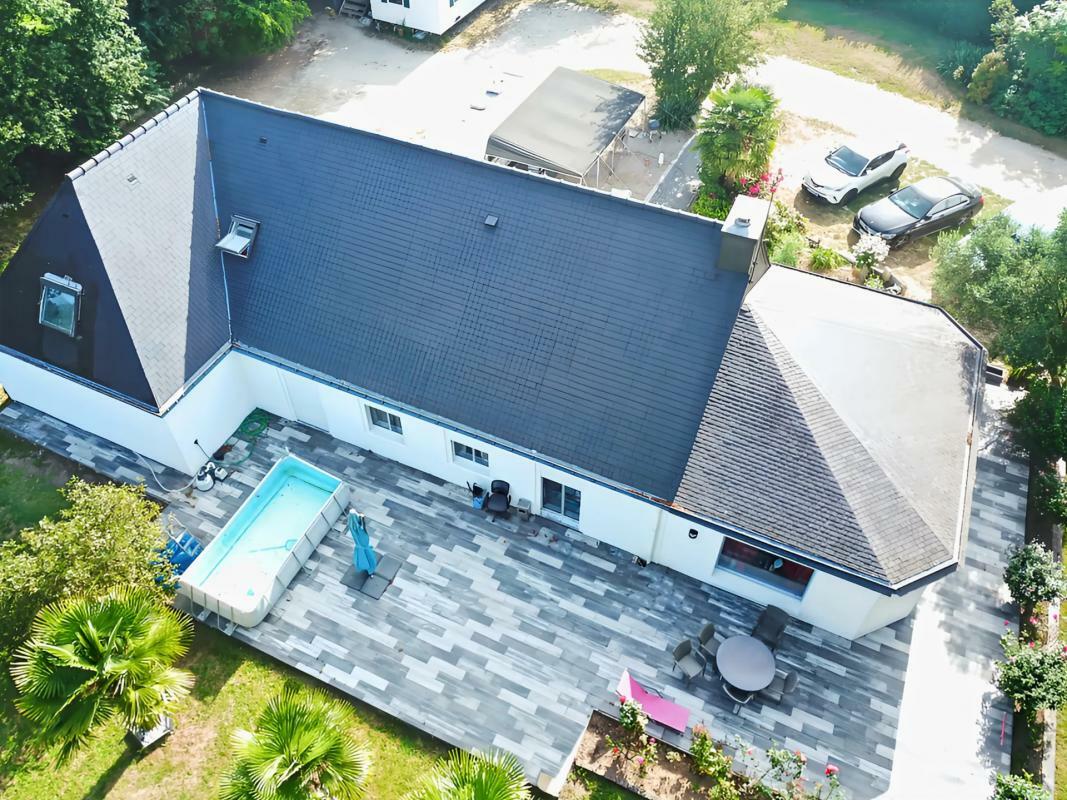 4 bedrooms House in Molac, France No. 361154