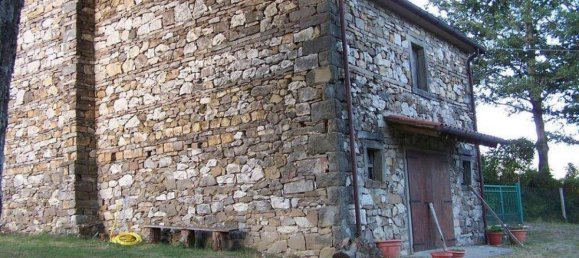 Studio in Pieve Santo Stefano, Italy No. 1527 12