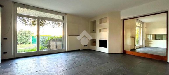 2 غرف نوم فيلا في Gorgonzola, Italy رقم 73829 19