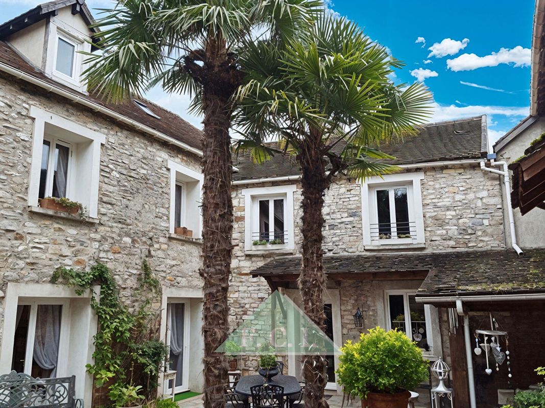 3 bedrooms House in Guerville, France No. 174114