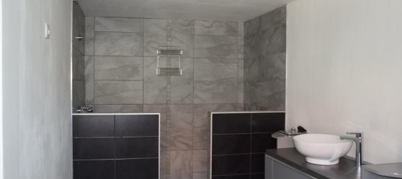 2 bedrooms House in Leforest, France No. 337349 2