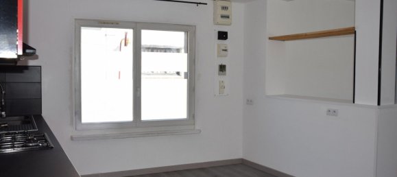 2 bedrooms House in Leforest, France No. 337349 7