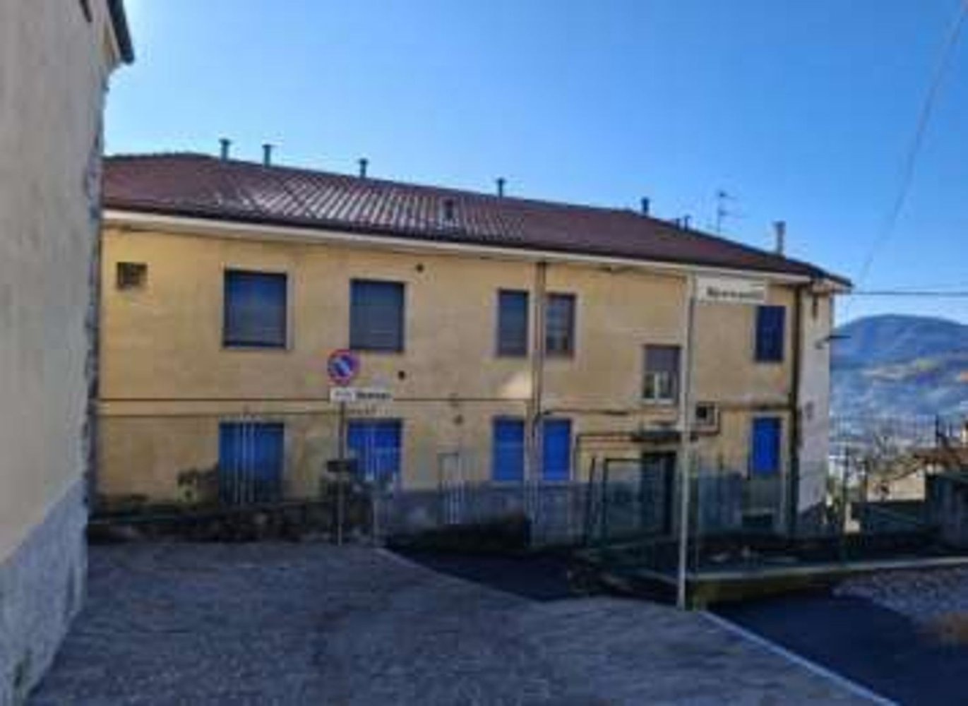 2 bedrooms Apartment in Gandino, Italy No. 379285