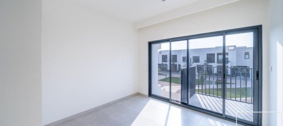 Таунхаус с 3 спальнями в Arabian Ranches 3, ОАЭ № 112422 7