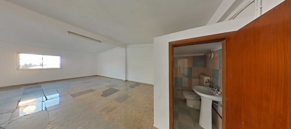 5 Schlafzimmer Haus in Rio de Mouro, Portugal, Nr. 225452 20