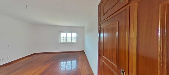 5 Schlafzimmer Haus in Rio de Mouro, Portugal, Nr. 225452 38