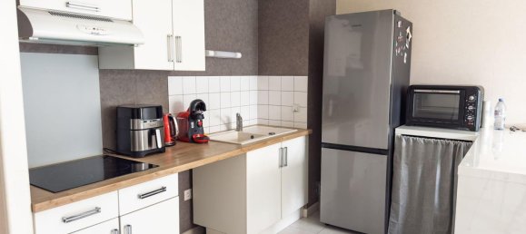 Apartamento de 1 dormitorio en Avrille, France No. 299188 6