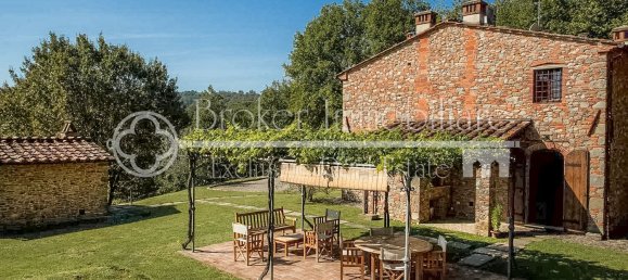 8 rooms House in Montecarlo, Italy No. 84783 9