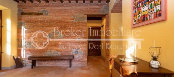 8 rooms House in Montecarlo, Italy No. 84783 18