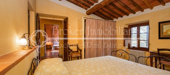 8 rooms House in Montecarlo, Italy No. 84783 33