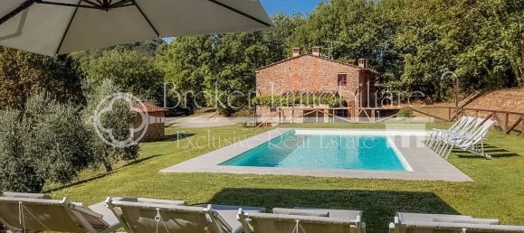 8 rooms House in Montecarlo, Italy No. 84783 8