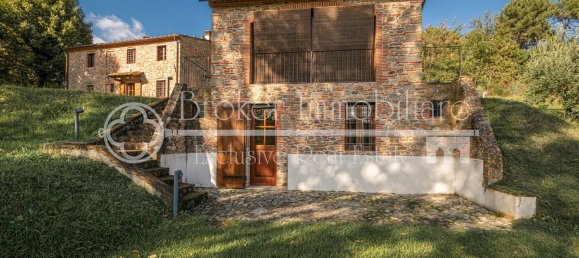 8 rooms House in Montecarlo, Italy No. 84783 35