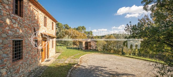 8 rooms House in Montecarlo, Italy No. 84783 6