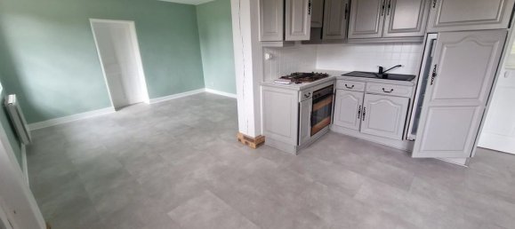 4 bedrooms House in Eure, France No. 358133 3