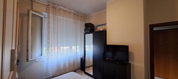 2 bedrooms Apartment in Ravenna, Italy No. 372482 6