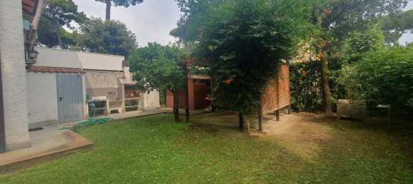 5 bedrooms Villa in Forte dei Marmi, Italy No. 210926 6