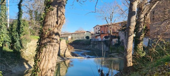 3 bedrooms Apartment in Modena, Italy No. 347654 4