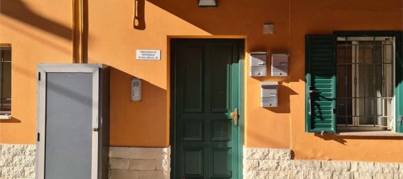 3 bedrooms Apartment in Modena, Italy No. 347654 2