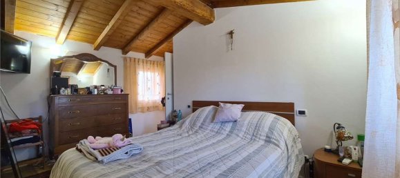 3 bedrooms Apartment in Modena, Italy No. 347654 12