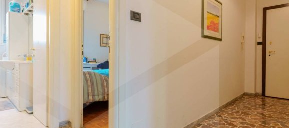 Квартира с 4 комнатами в Болонья, Италия № 20703 13