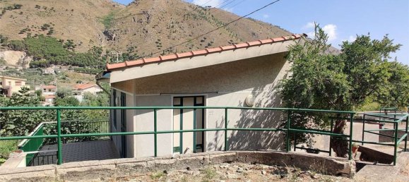 Вилла с 4 комнатами в Монреале, Италия № 82203 19