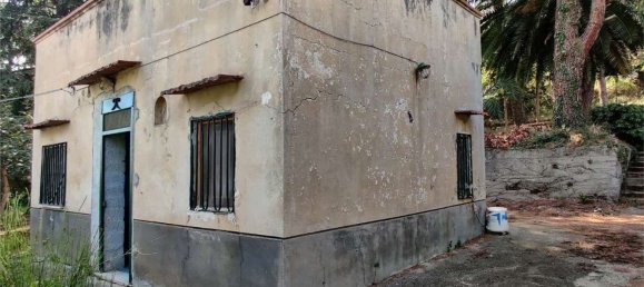 Вилла с 4 комнатами в Монреале, Италия № 82203 9