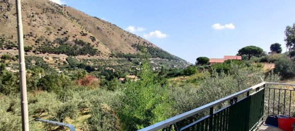 Вилла с 4 комнатами в Монреале, Италия № 82203 2