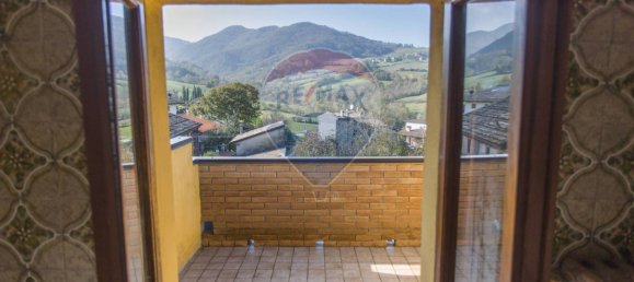 3 bedrooms House in Vernasca, Italy No. 302421 14