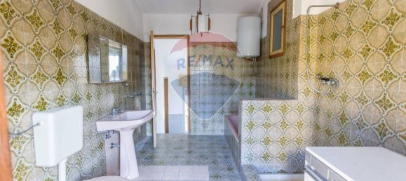 3 bedrooms House in Vernasca, Italy No. 302421 13