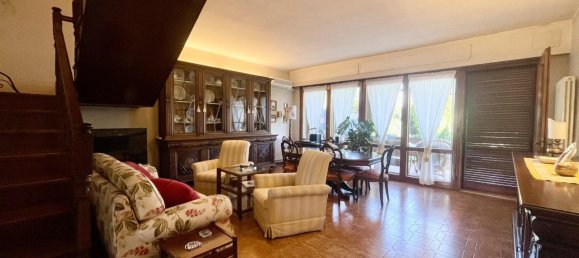 6 rooms Apartment in Grosseto, Italy No. 113477 5