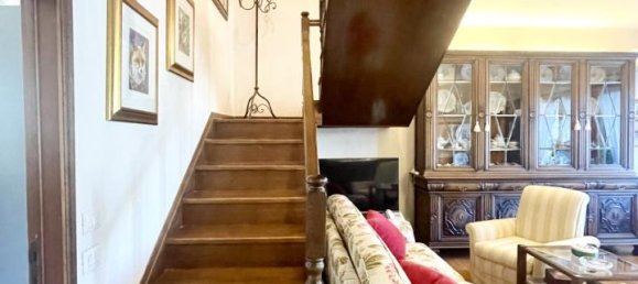 6 rooms Apartment in Grosseto, Italy No. 113477 10