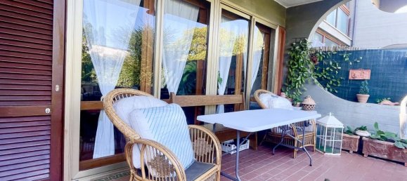 6 rooms Apartment in Grosseto, Italy No. 113477 3