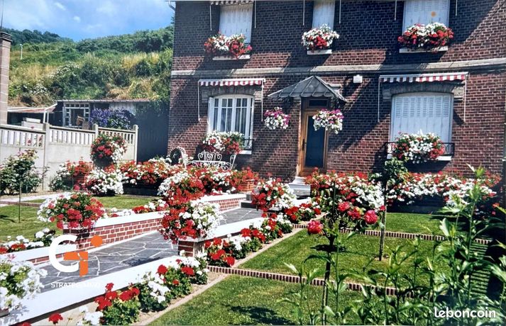 3 bedrooms House in Seine-Maritime, France No. 311833