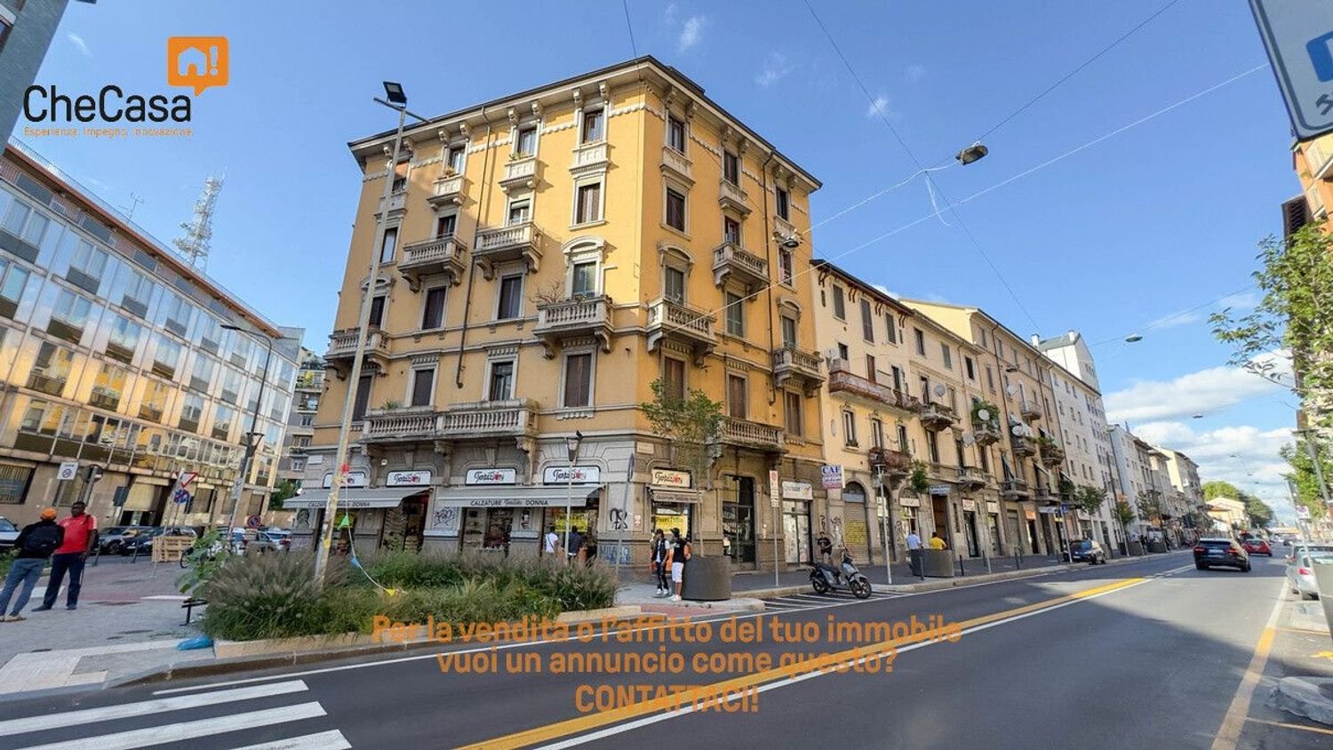 3 bedrooms Apartment in Milan, Italy No. 360533