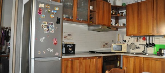 3 bedrooms Villa in Val della Torre, Italy No. 7972 4