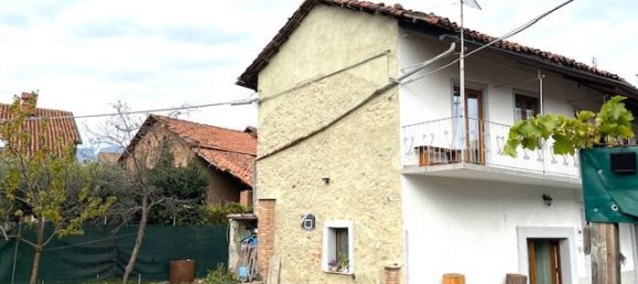 3 bedrooms Villa in Val della Torre, Italy No. 7972 29