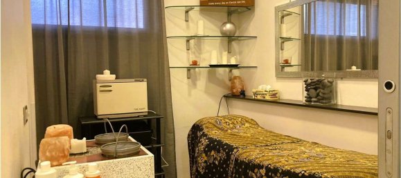 Gewerbliche Immobilie in Varese, Italy 70m², Nr. 71621 6