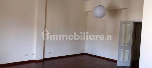 Apartamento de 3 dormitorios en Ferentino, Italy No. 17649 10