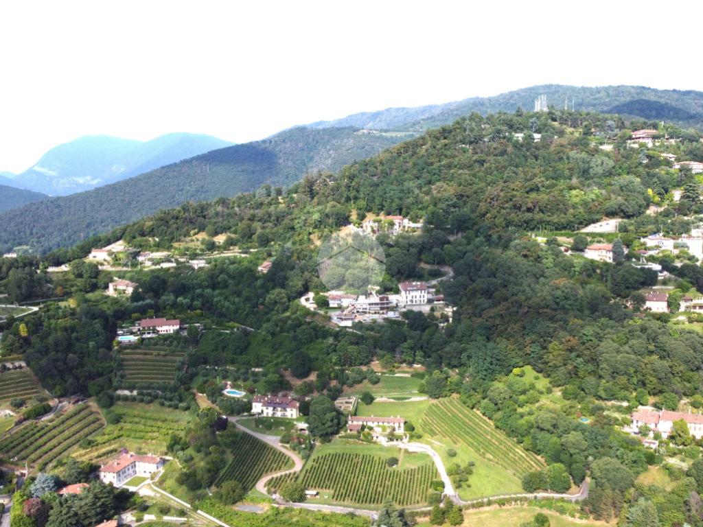 3075m² Land in Brescia, Italy No. 174177