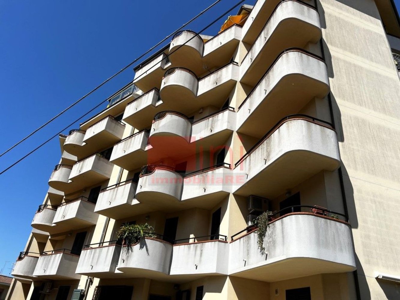 5 rooms Apartment in Modica, Italy No. 204133