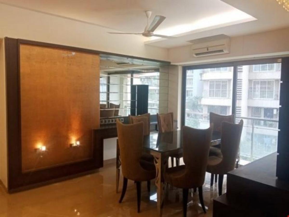 3 bedrooms House in Mumbai, India No. 56579